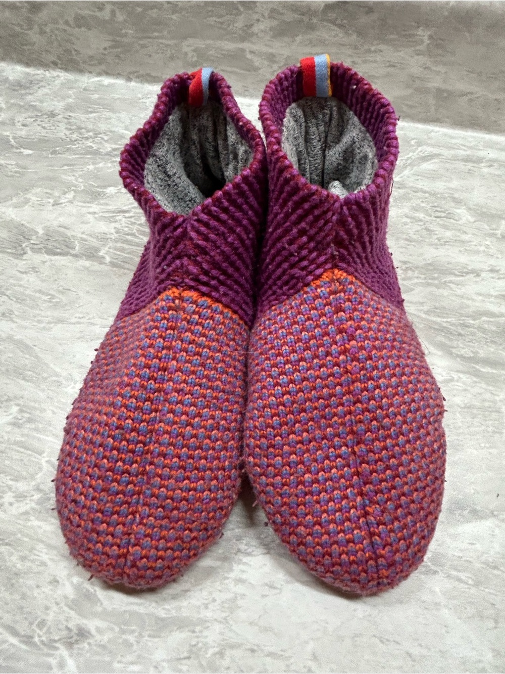 Bombas Gripper Slippers House Shoes Socks Size S (W 7-8.5) Pink Purple Blend